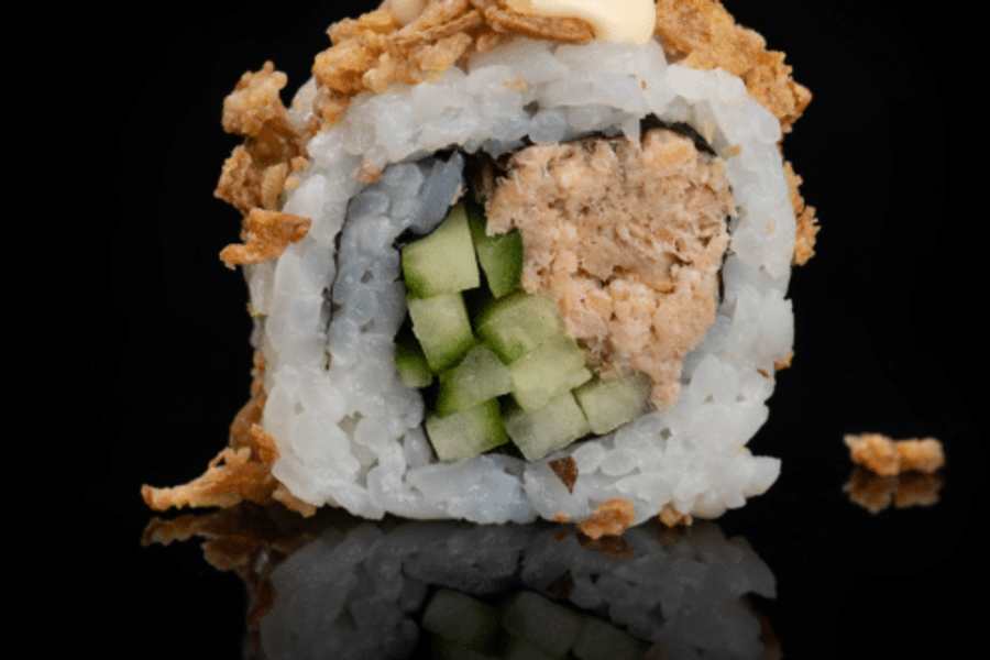 Cooked Salmon – Inside Out Classic Rolls bei ZS Premium Sushi Hamburg
