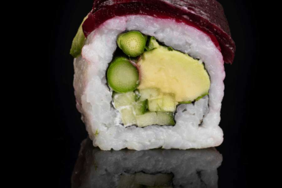 Veggie DeLuxe Rot Roll – Inside Out Classic Rolls bei ZS Premium Sushi Hamburg