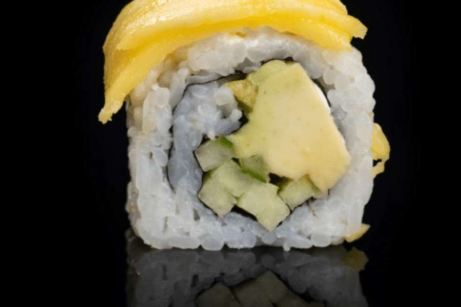 Mango Inside-Out – Inside Out Classic Rolls bei ZS Premium Sushi Hamburg
